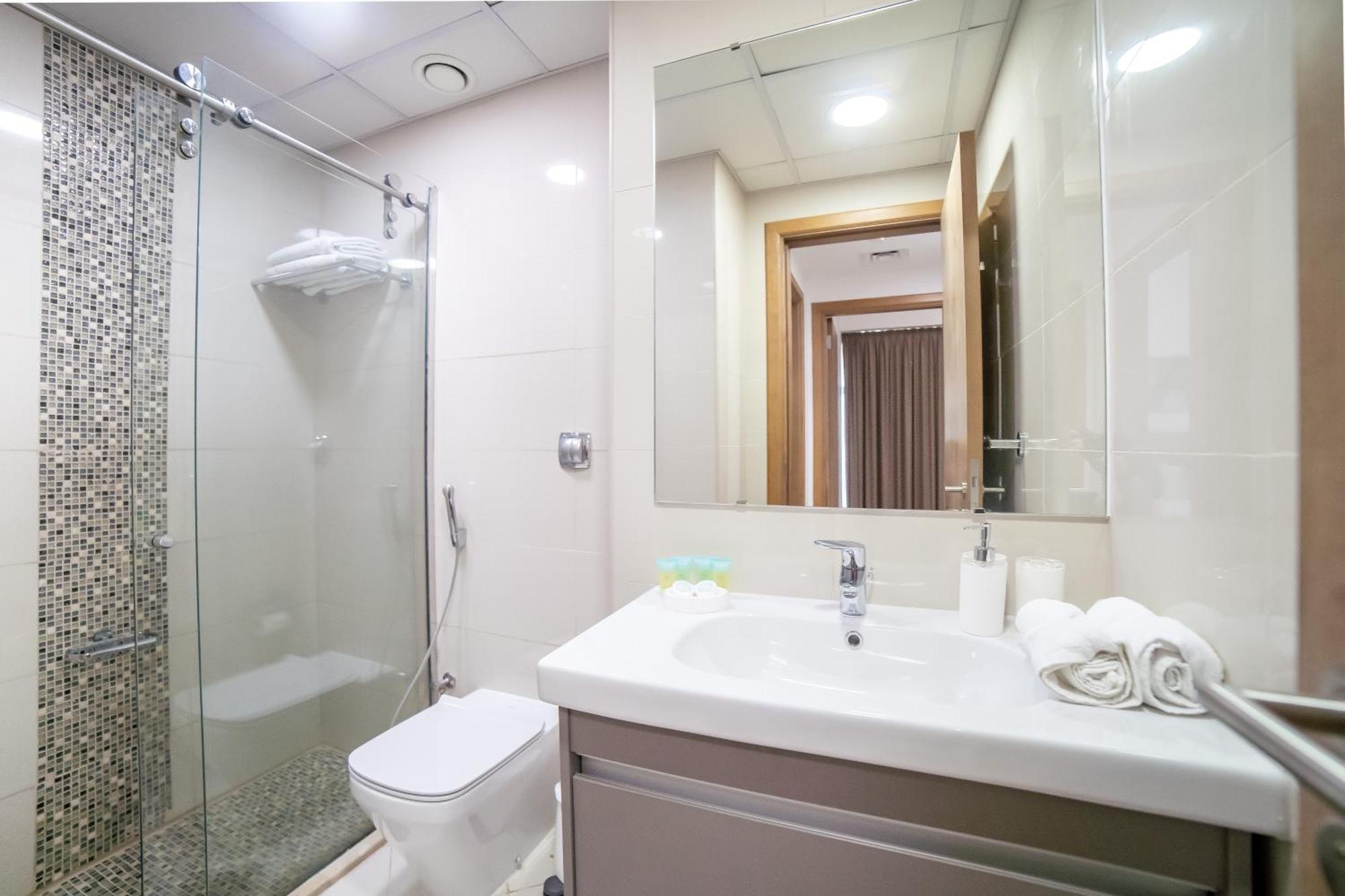 Continental Tower, Dubai Marina - Luton Vacation Homes 部屋 写真