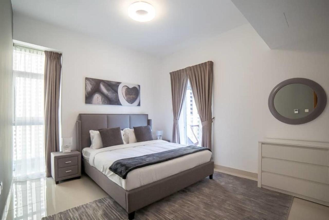 Continental Tower, Dubai Marina - Luton Vacation Homes エクステリア 写真