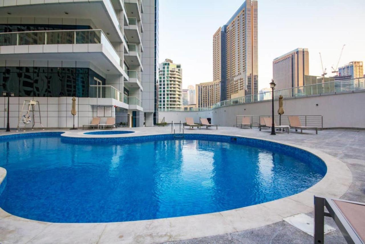 Continental Tower, Dubai Marina - Luton Vacation Homes エクステリア 写真