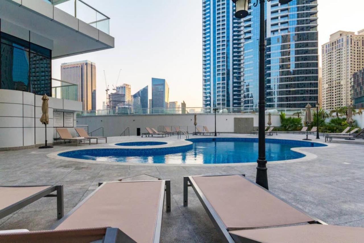 Continental Tower, Dubai Marina - Luton Vacation Homes エクステリア 写真